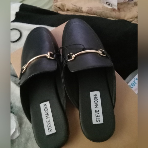 Steve Madden Shoes - Steve Madden Women's Galilea Leather Mules size 6